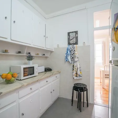 Apartament Mouraria 2 Bedroom *