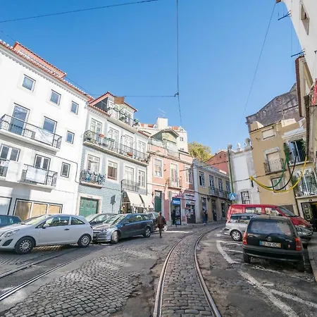 Апартаменты Mouraria 2 Bedroom *