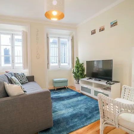 Апартаменты Mouraria 2 Bedroom *