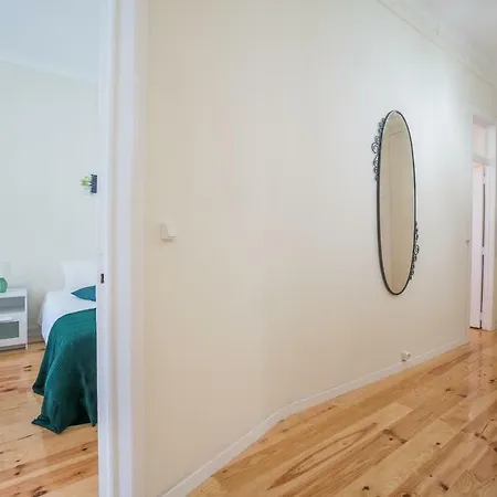 Mouraria 2 Bedroom Лиссабон