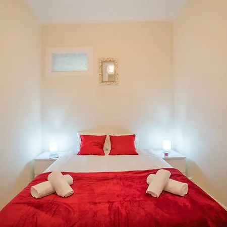 Апартаменты Mouraria 2 Bedroom Лиссабон