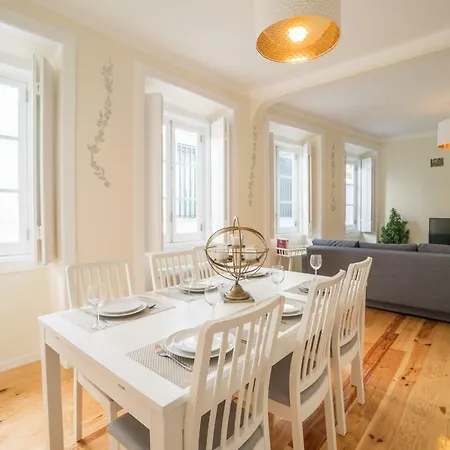 Апартаменты Mouraria 2 Bedroom Лиссабон