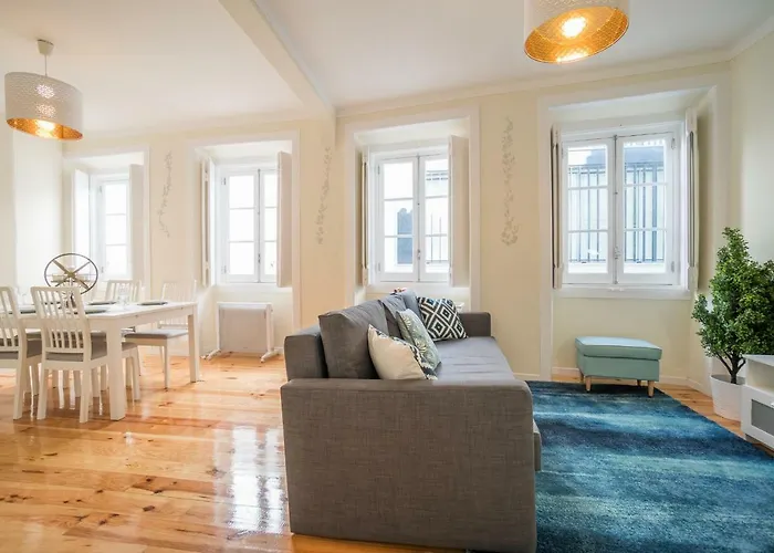 아파트 Mouraria 2 Bedroom