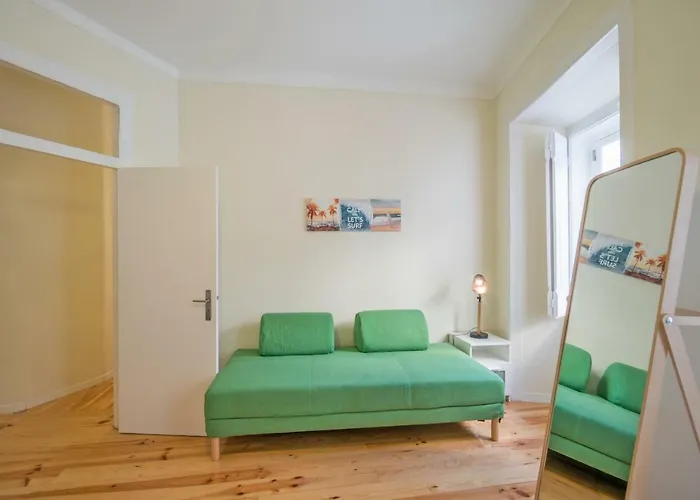 Mouraria 2 Bedroom 아파트 *