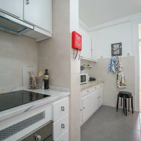 Mouraria 2 Bedroom * 리스본