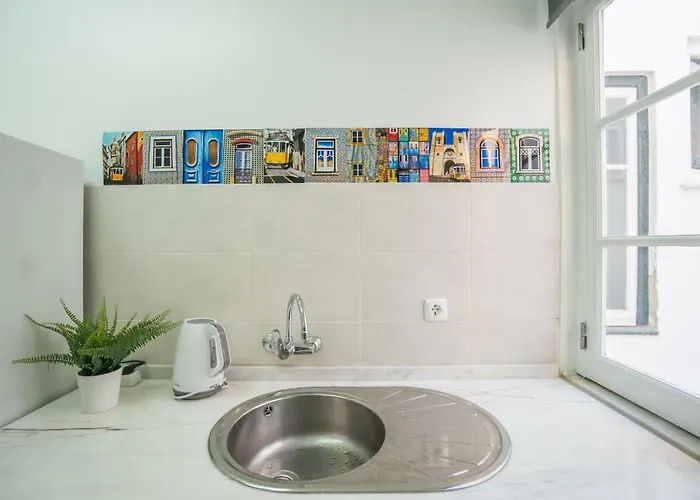 Mouraria 2 Bedroom Лиссабон