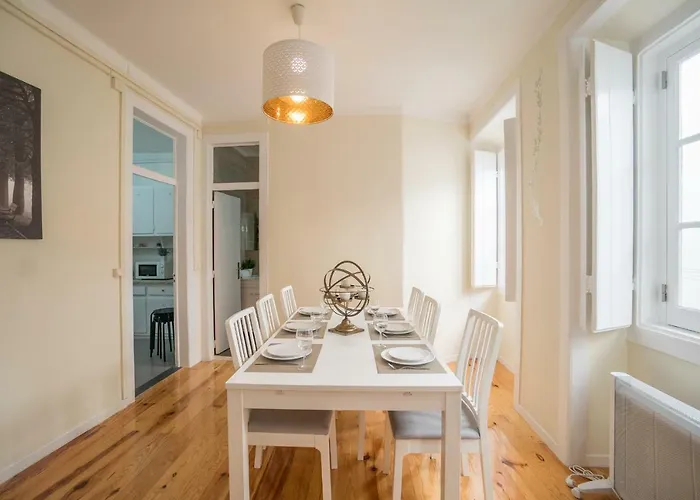 Mouraria 2 Bedroom Апартаменты *