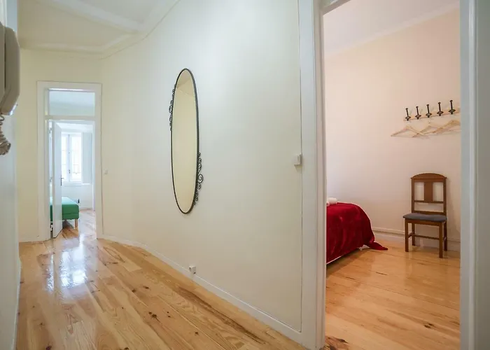 Апартаменты Mouraria 2 Bedroom Лиссабон